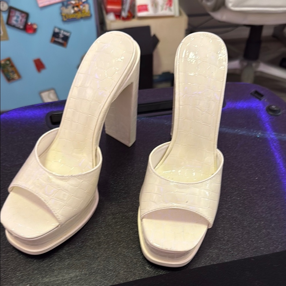 Forever 21 White Heels Modern Block Design